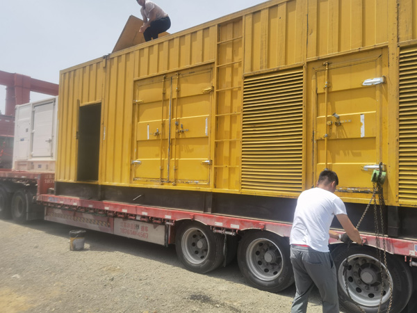 潮州发电机出租100KW发电机需要什么规格的电缆线?