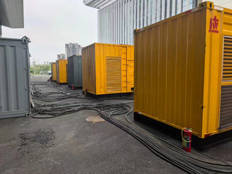 潮州不同季节柴油发电机组保养有哪些注意事项？